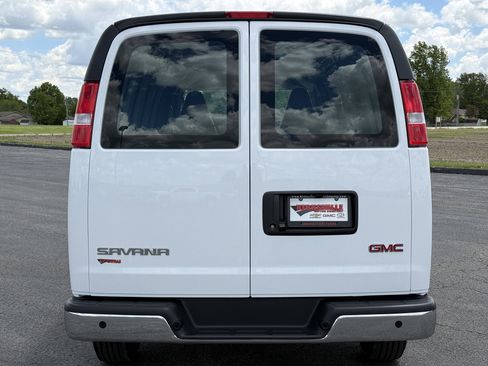 New 2026 GMC Savana 3500 Extended w/ Driver Convenience Package RWD image 4