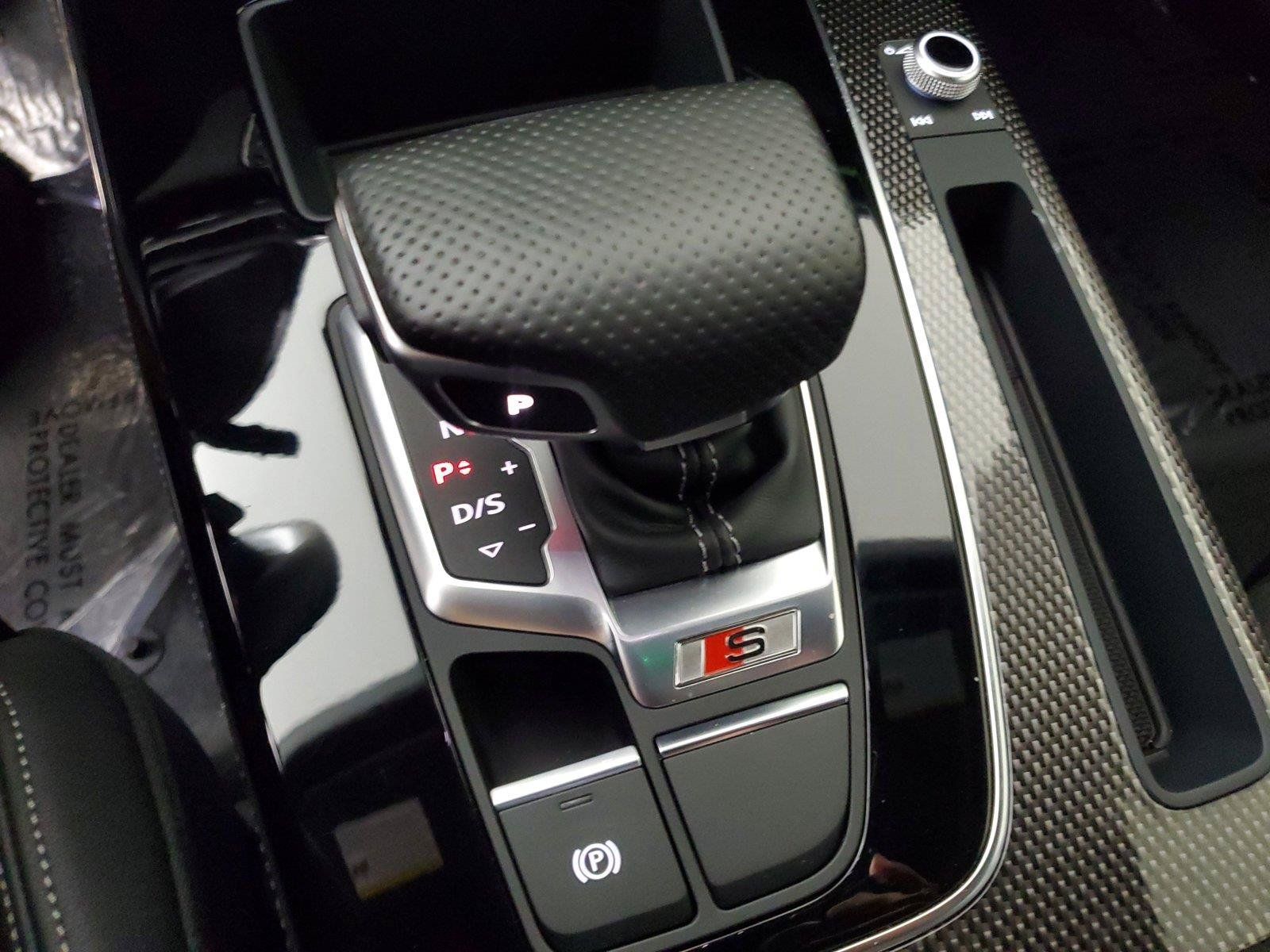 Used 2023 Audi SQ5 Prestige AWD/4WD image 32