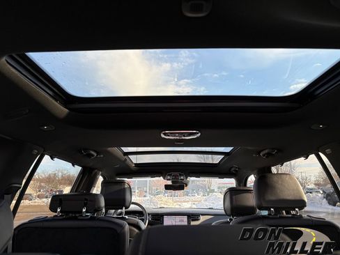 New 2024 Jeep Grand Wagoneer Series I w/ Convenience Group III image 31