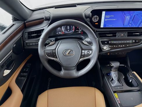 Certified 2025 Lexus ES 350 w/ Premium Package FWD image 24