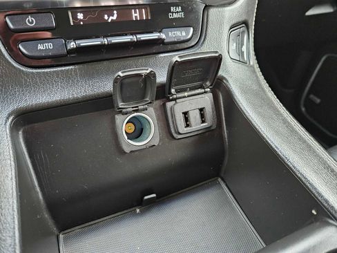 Used 2019 Chevrolet Tahoe LT image 35