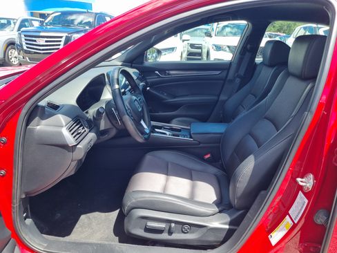 Used 2018 Honda Accord Sport image 21