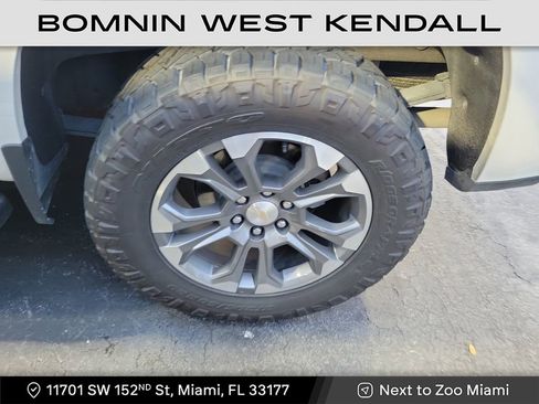 Used 2024 Chevrolet Silverado 1500 High Country image 7