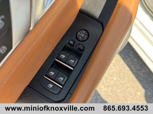 Used 2023 BMW X6 xDrive40i w/ M Sport Package AWD/4WD image 16