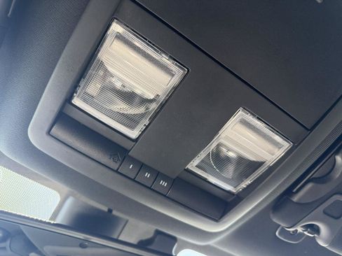 Used 2020 Dodge Challenger R/T Scat Pack w/ Plus Package RWD image 15