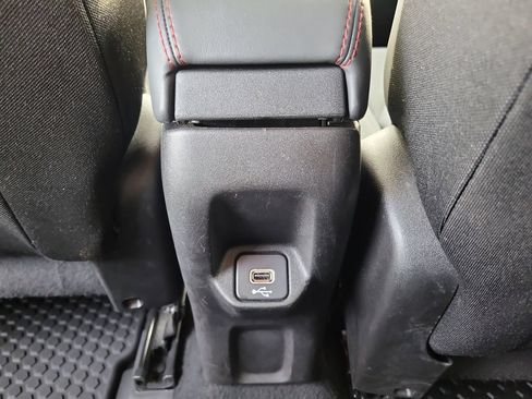 Certified 2023 Jeep Renegade Trailhawk AWD/4WD image 26