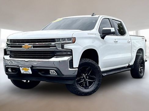 Used 2021 Chevrolet Silverado 1500 LT AWD/4WD image 3