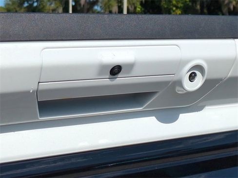 Used 2025 Ford F350 Platinum w/ FX4 Off-Road Package image 15