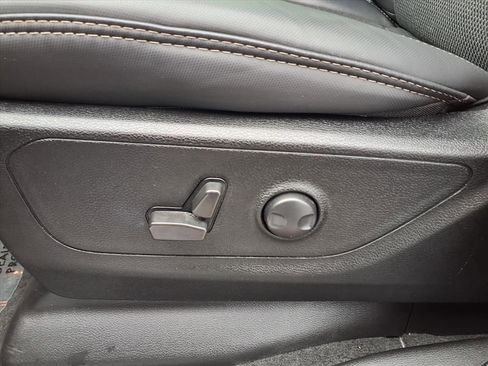 Used 2022 RAM 1500 Big Horn image 25