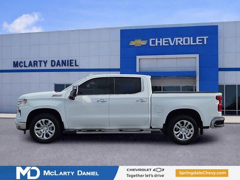 Certified 2024 Chevrolet Silverado 1500 LTZ AWD/4WD image 3