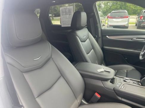 Used 2024 Cadillac XT5 Luxury AWD/4WD image 34