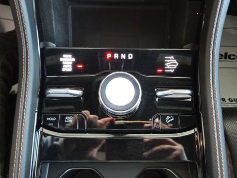 Used 2022 Jeep Grand Cherokee Summit AWD/4WD image 20