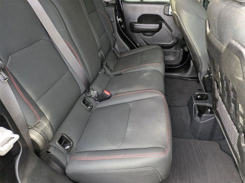 Used 2021 Jeep Gladiator Rubicon image 19