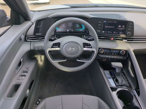 New 2026 Hyundai Elantra Blue image 17