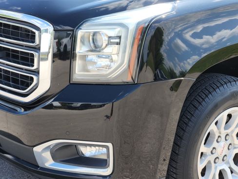 Used 2018 GMC Yukon XL SLT RWD image 8