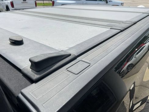 Used 2019 Chevrolet Silverado 1500 High Country AWD/4WD image 17