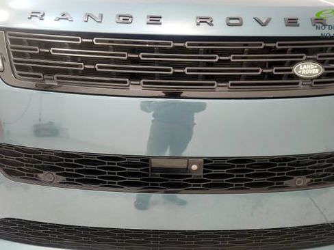 Used 2023 Land Rover Range Rover Sport SE Dynamic AWD/4WD image 23