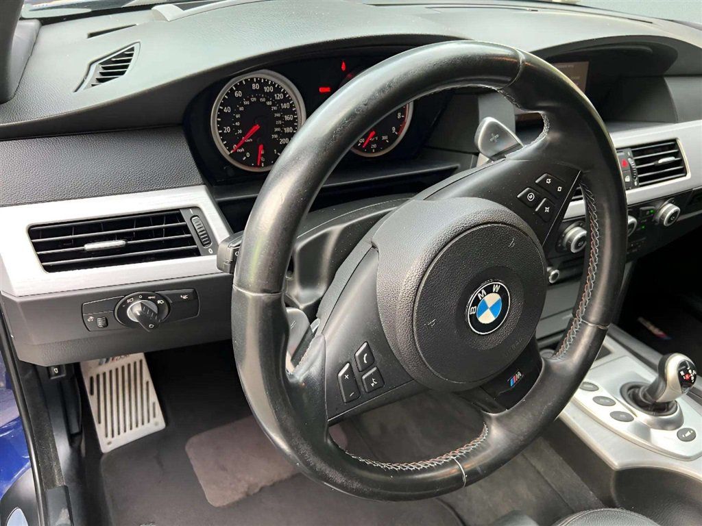 Used 2008 BMW M5 RWD image 15