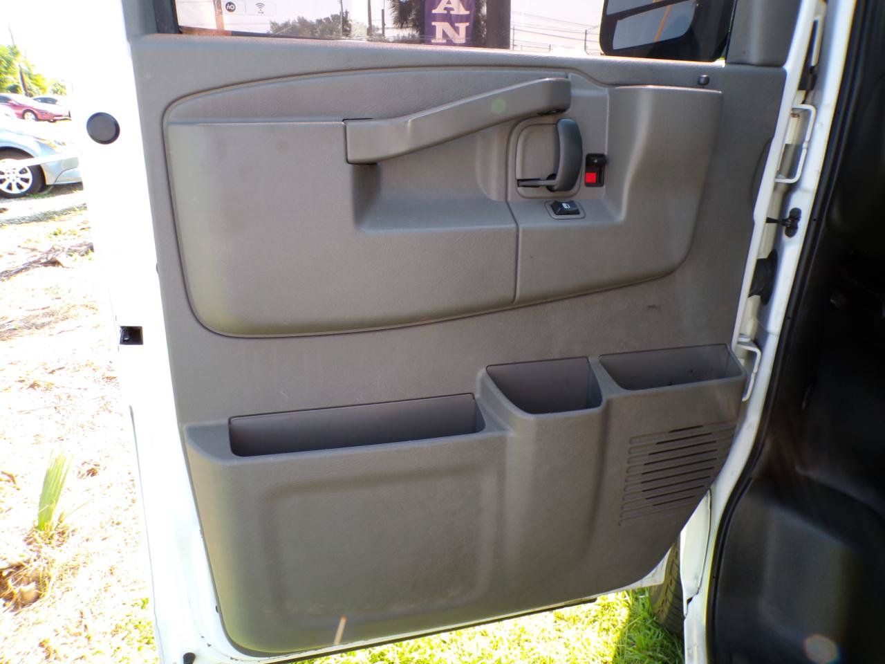 Used 2022 Chevrolet Express 2500 w/ Driver Convenience Package RWD image 24
