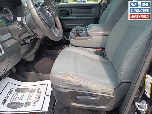 Used 2017 RAM 2500 Tradesman w/ Chrome Appearance Group AWD/4WD image 16
