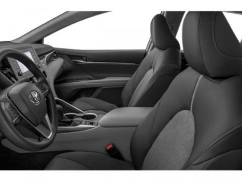 Used 2023 Toyota Camry SE image 9
