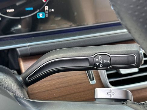 New 2025 Mercedes-Benz GLS 580 4MATIC image 19