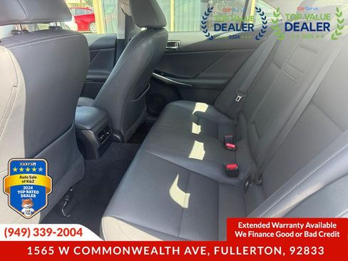 Used 2016 Lexus IS 200t RWD image 5