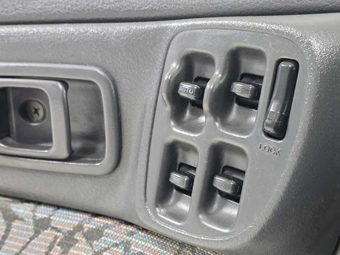 Used 1997 Subaru Impreza Outback Sport AWD/4WD image 22