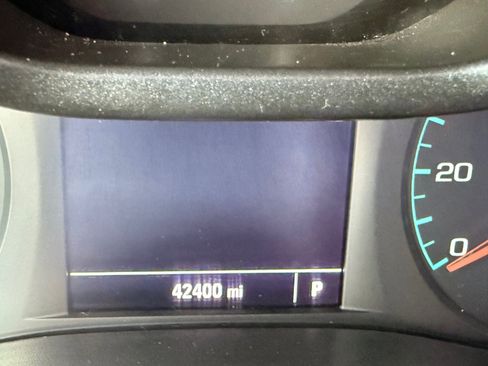 Used 2020 Chevrolet Colorado W/T image 17