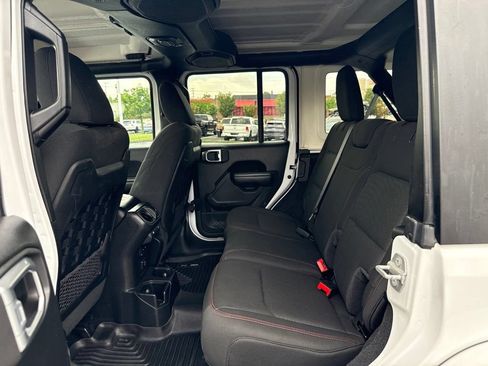 Used 2020 Jeep Wrangler Unlimited Rubicon AWD/4WD image 9