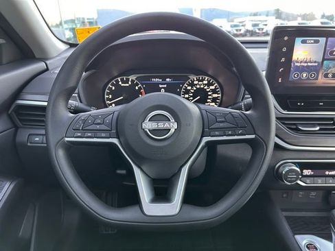 New 2025 Nissan Altima 2.5 SV w/ SV Special Edition Package AWD/4WD image 20