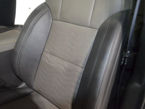 Used 2023 Chevrolet Silverado 1500 ZR2 w/ Technology Package image 20