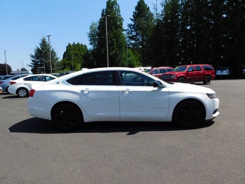 Used 2016 Chevrolet Impala LS FWD image 17