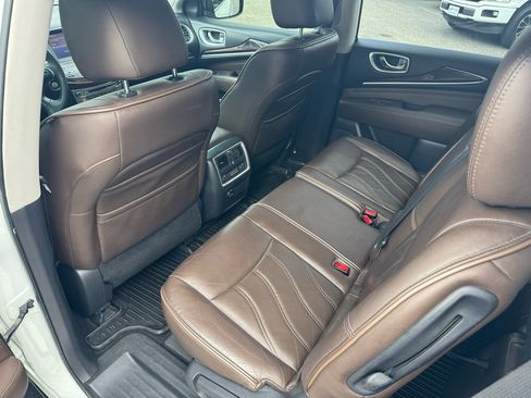 Used 2013 INFINITI JX35 AWD w/ Premium Pkg image 26