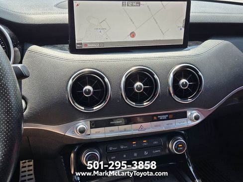 Used 2022 Kia Stinger GT-Line w/ Sun & Sound Package RWD image 18