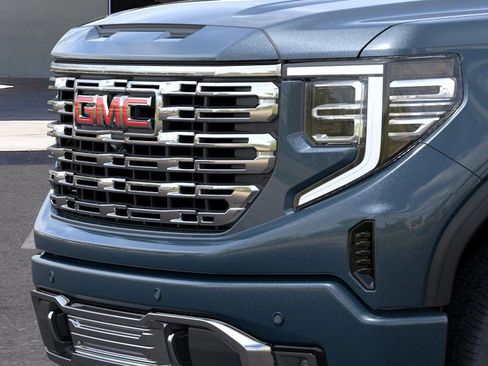 New 2025 GMC Sierra 1500 Denali w/ Denali Reserve Package image 13