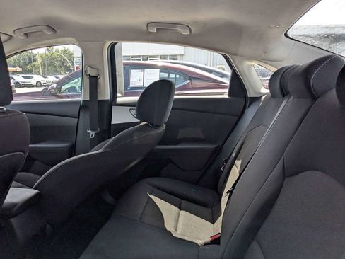 Used 2023 Kia Forte LXS w/ LXS Technology Package FWD image 10