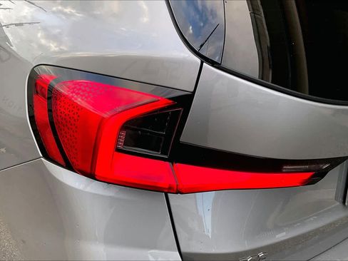 Used 2025 BMW X1 M35i w/ Premium Package image 28