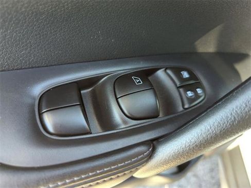 Certified 2020 Nissan Rogue SL w/ Premium Package image 22