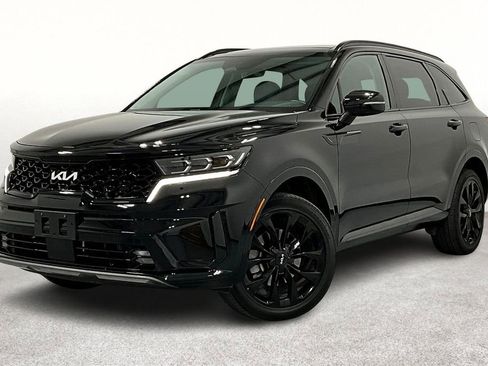 Used 2023 Kia Sorento SX image 14