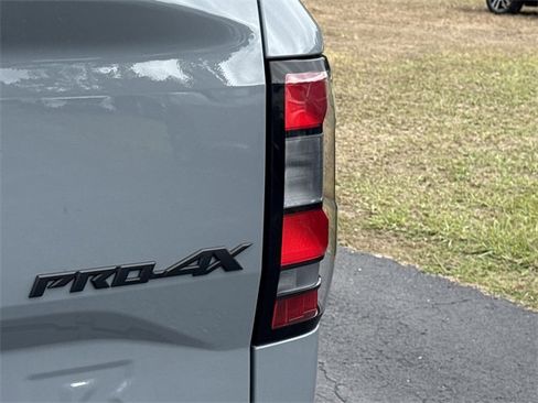 Certified 2023 Nissan Frontier PRO-4X w/ Pro Convenience Package image 15