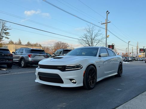 Used 2016 Dodge Charger SRT w/ Harman/Kardon Audio Group image 2