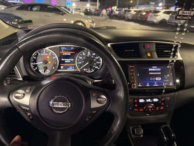 Used 2019 Nissan Sentra SV FWD image 11