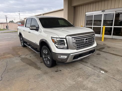 Used 2024 Nissan Titan Platinum Reserve w/ Moonroof Package image 1