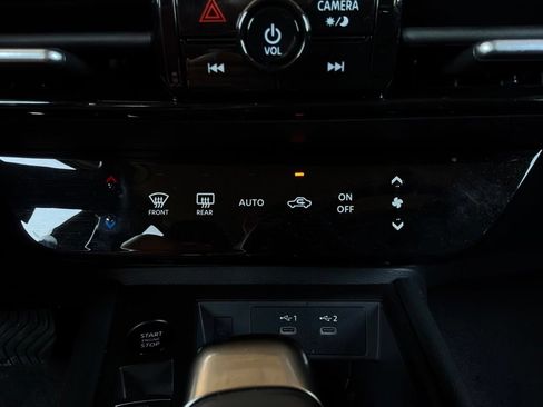 Used 2026 Nissan Kicks SR FWD image 31