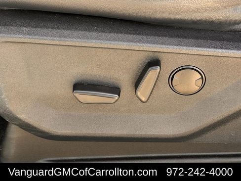 Used 2025 Ford F150 Lariat w/ Equipment Group 501A Mid image 26