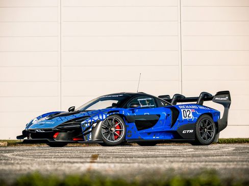 Used 2020 McLaren Senna image 3