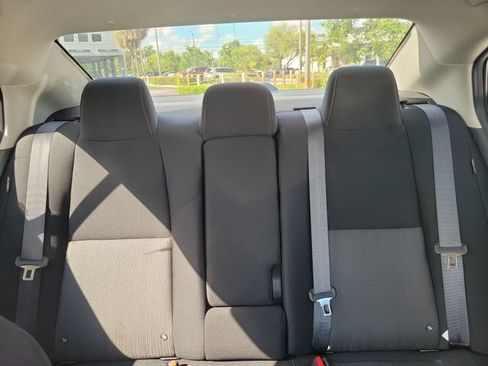 Used 2022 Nissan Sentra SV FWD image 25