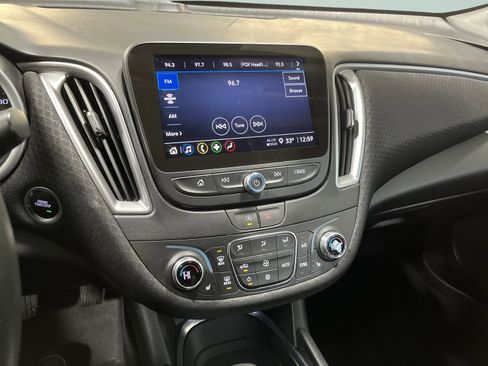 Used 2024 Chevrolet Malibu LT image 22