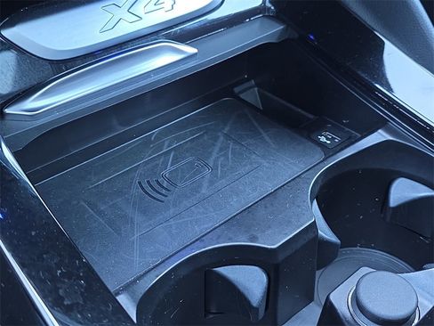 Used 2024 BMW X4 xDrive30i w/ Parking Assistance Package image 29